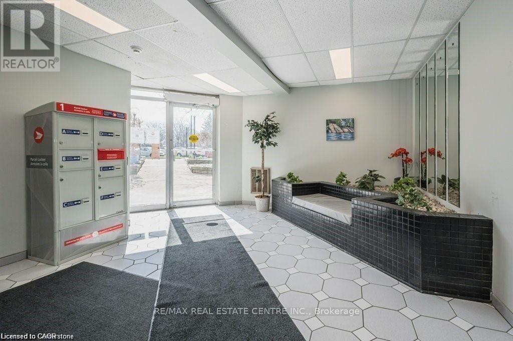 403 - 15 Hofstetter Avenue, Kitchener, Ontario  N2A 3Z7 - Photo 19 - X12827354