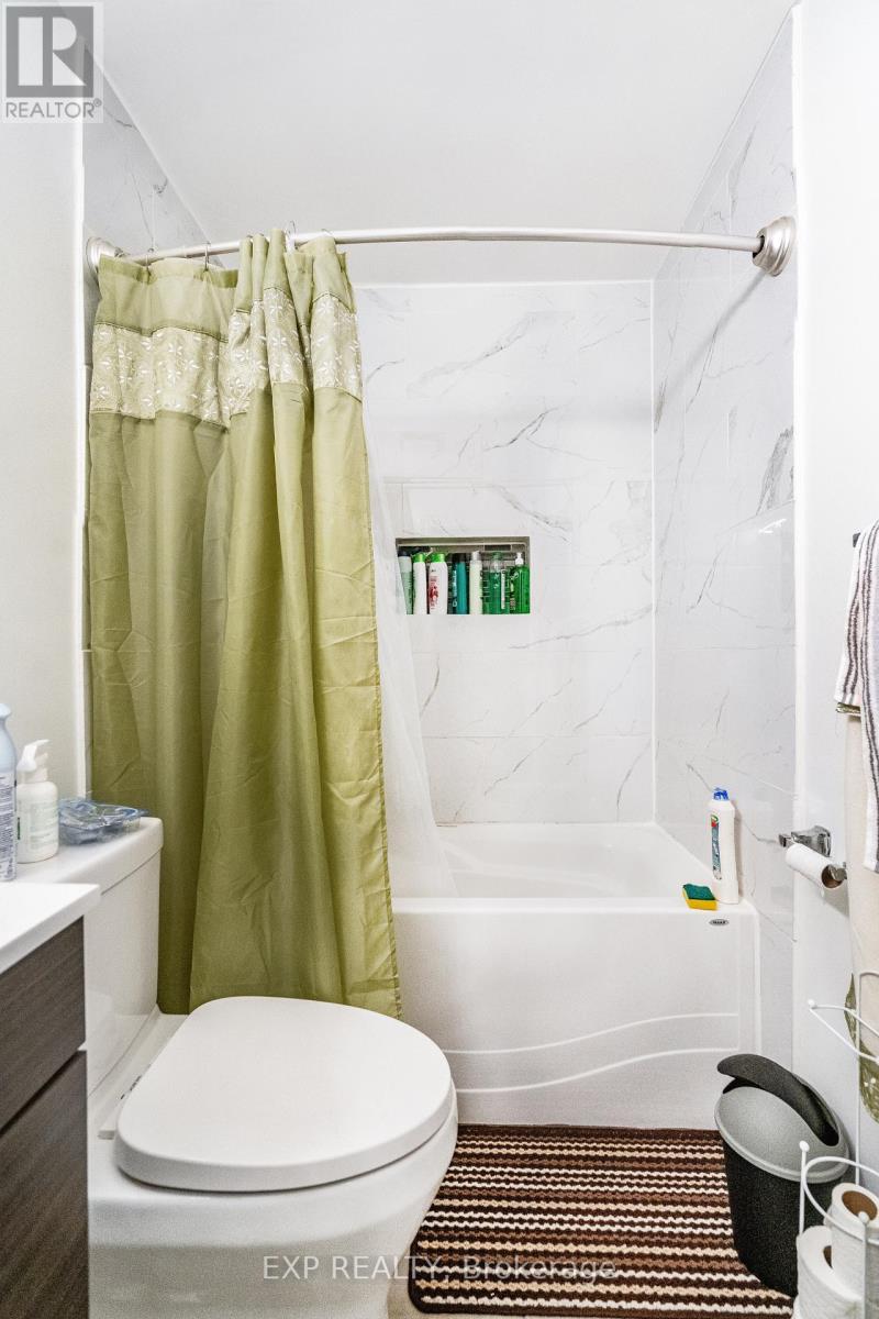 115 - 735 Deveron Crescent, London South, Ontario  N5Z 4X8 - Photo 13 - X12827410