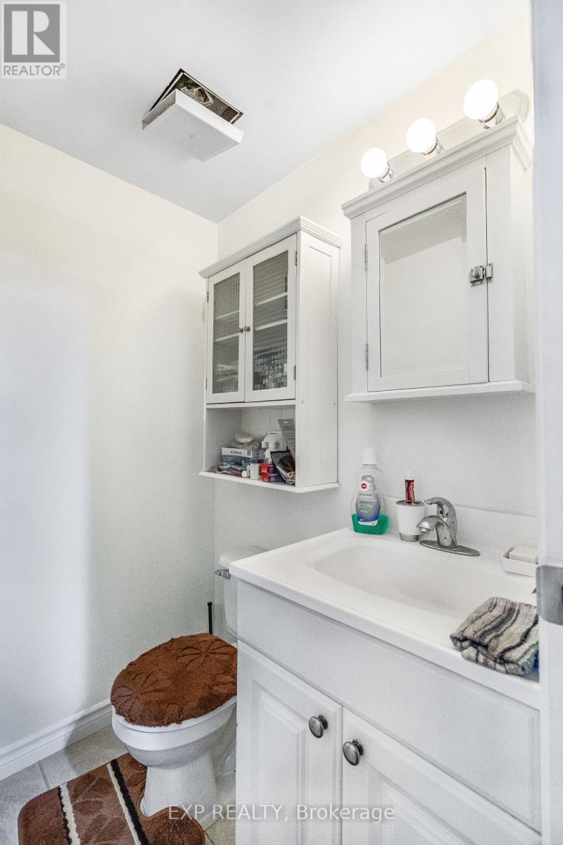 115 - 735 Deveron Crescent, London South, Ontario  N5Z 4X8 - Photo 15 - X12827410