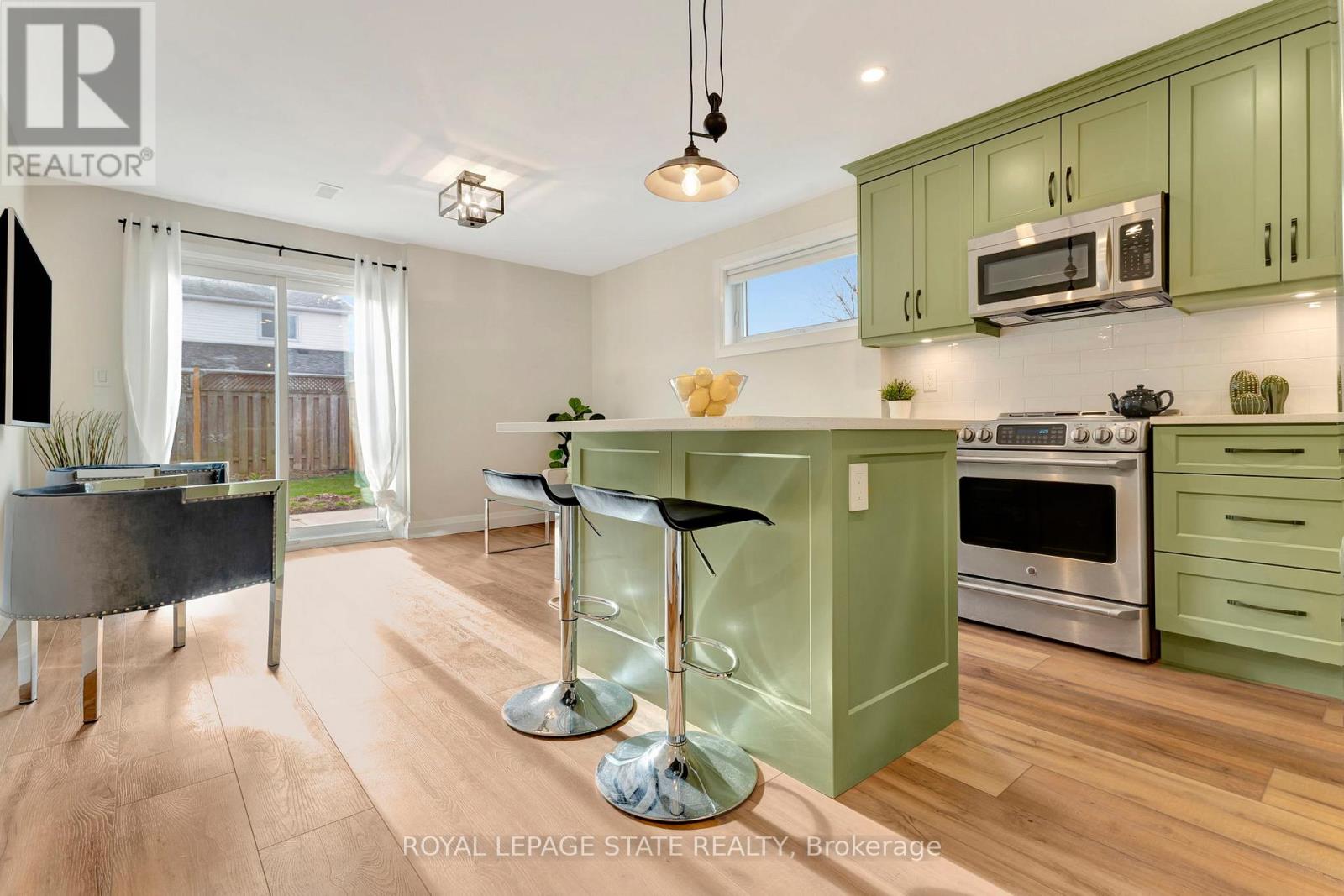 144 Ravenbury Drive, Hamilton, Ontario  L8W 2B5 - Photo 14 - X12827418