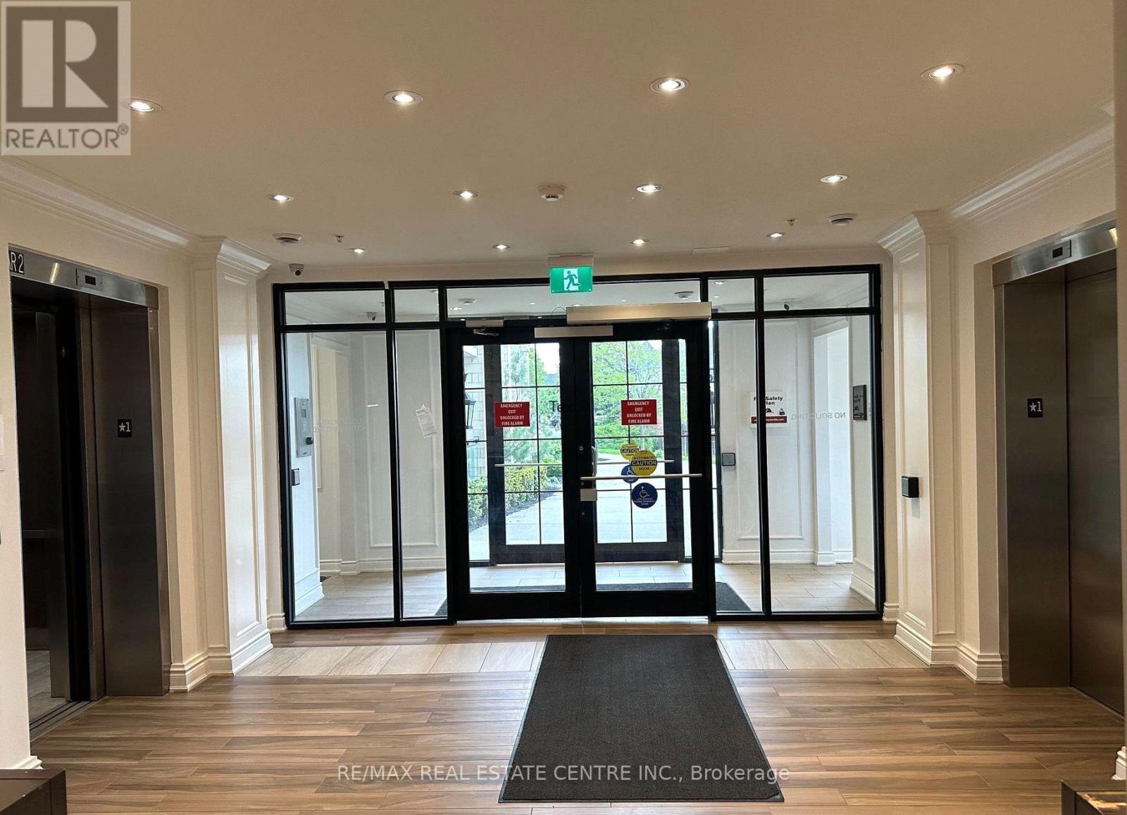 118 - 1077 Gordon Street, Guelph, Ontario  N1G 0E3 - Photo 3 - X12827460