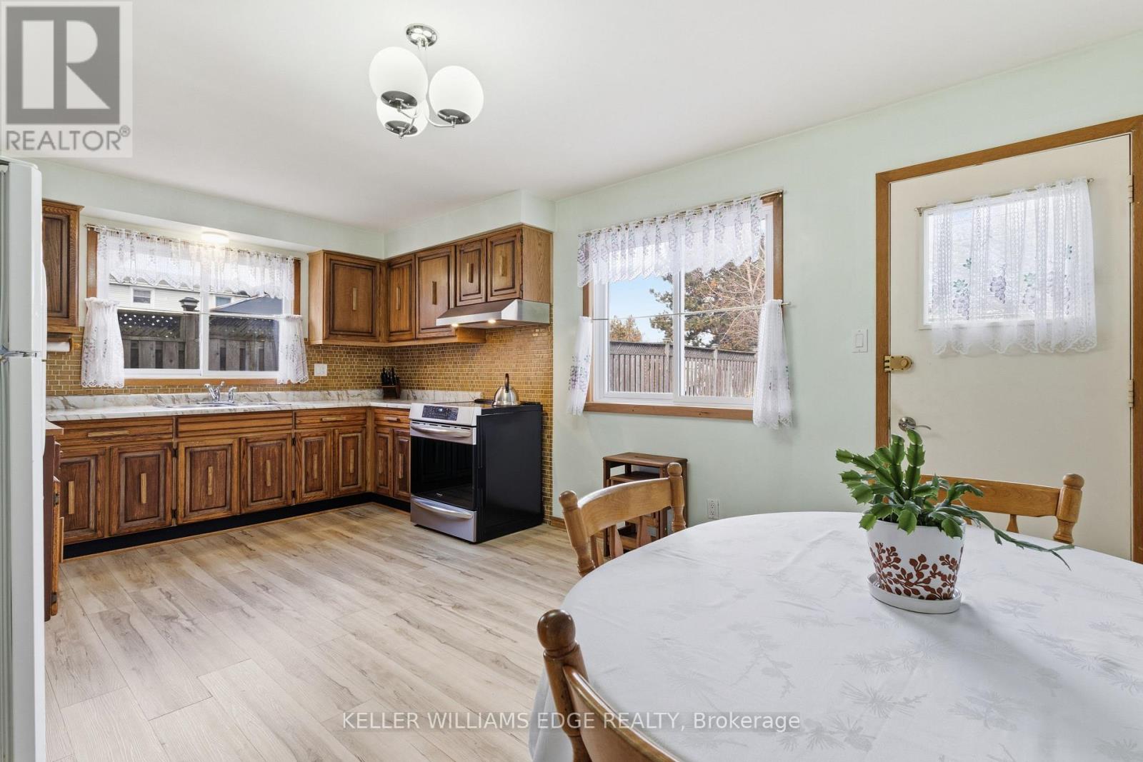 64 Neil Avenue, Hamilton, Ontario  L8G 2N2 - Photo 15 - X12827500