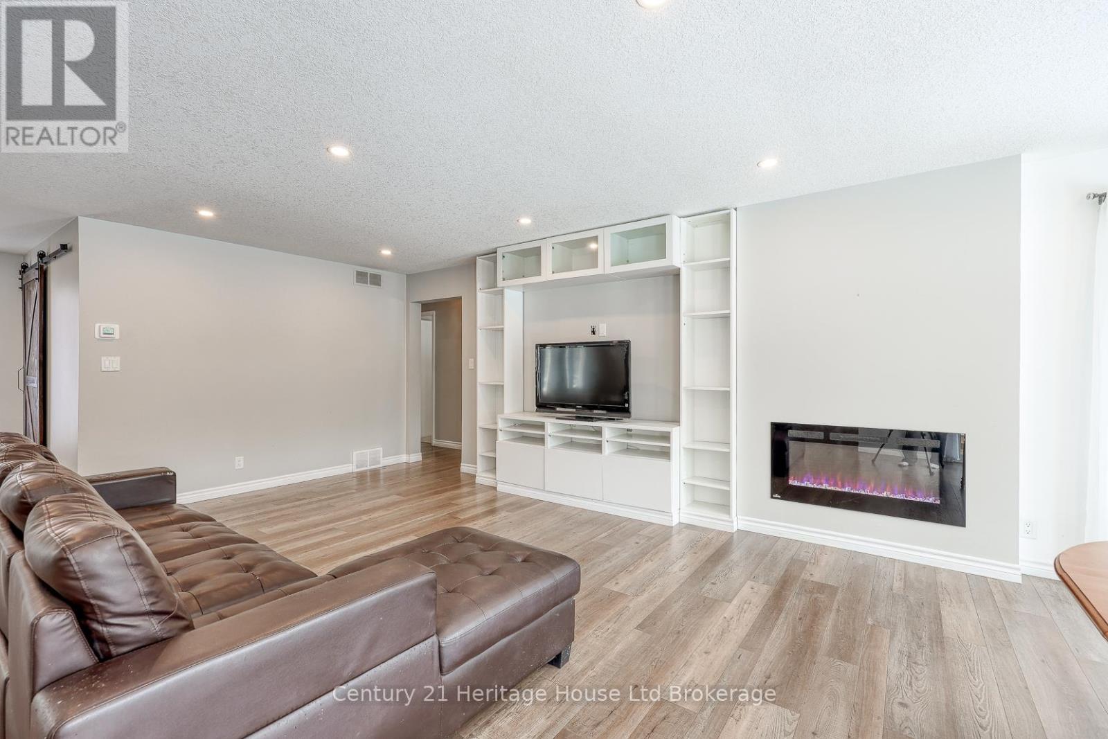 55873 Second Street, Bayham, Ontario  N0J 1Y0 - Photo 12 - X12827550