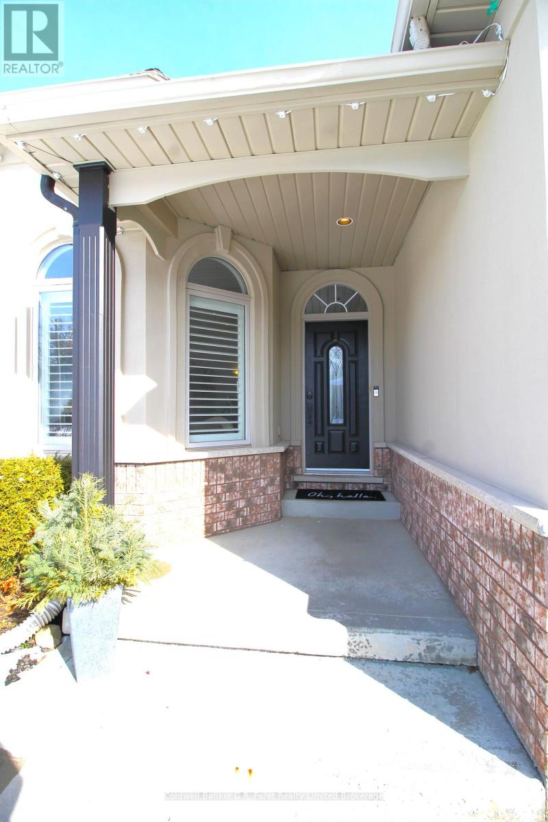 32 Macdonald Crescent, Brantford, Ontario  N3R 8B2 - Photo 8 - X12827594