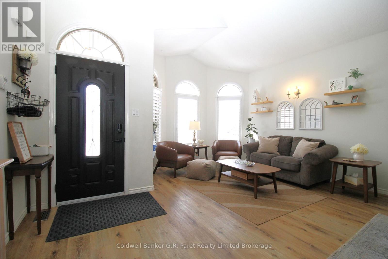 32 Macdonald Crescent, Brantford, Ontario  N3R 8B2 - Photo 9 - X12827594