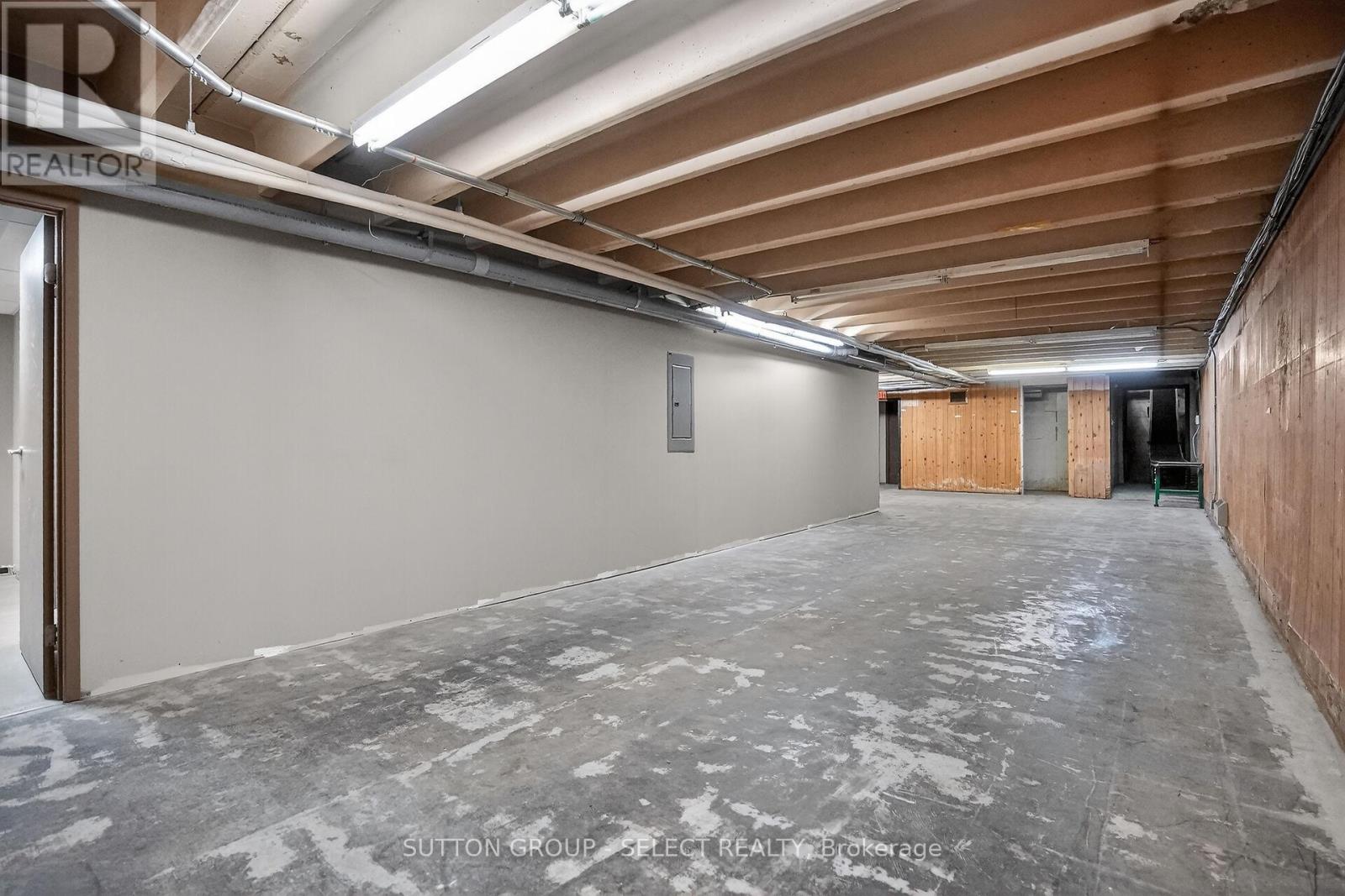 812 Dundas Street, London East, Ontario  N5W 2Z7 - Photo 42 - X12740736