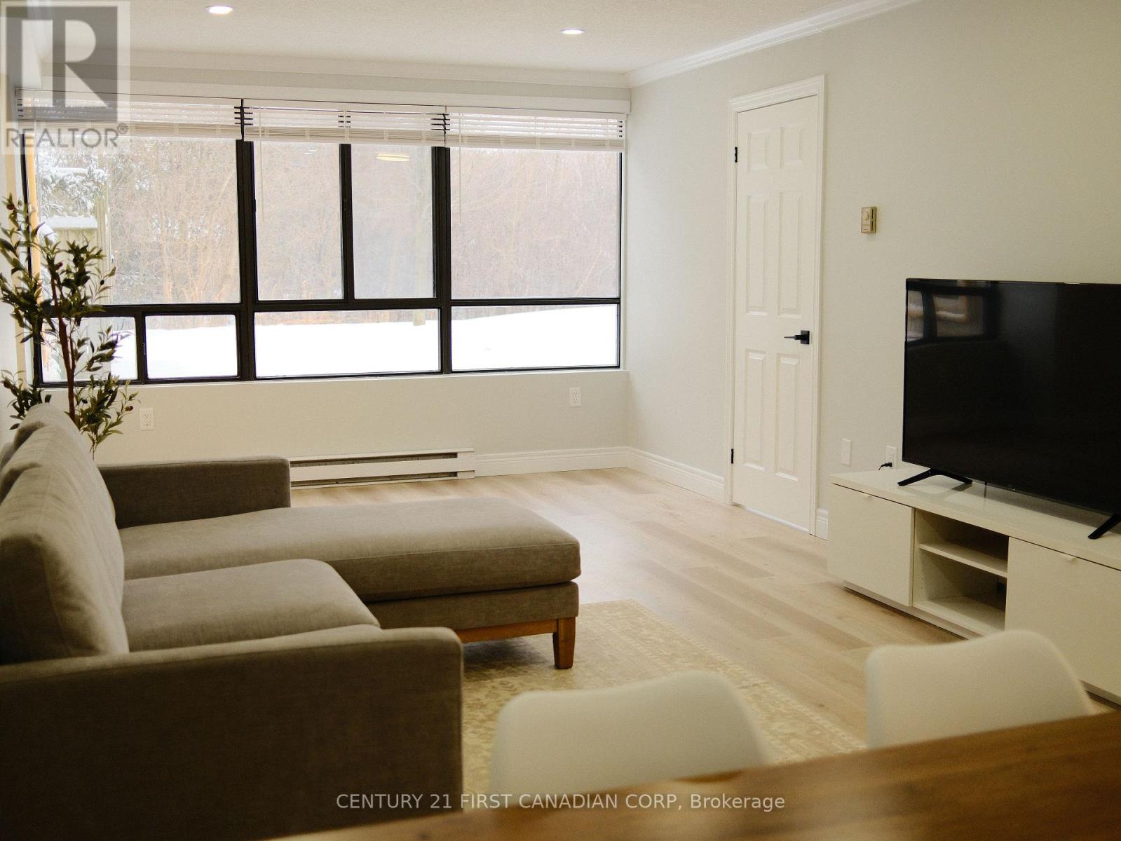 Photo 11 of 43 for 107 - 1600 Adelaide Street N