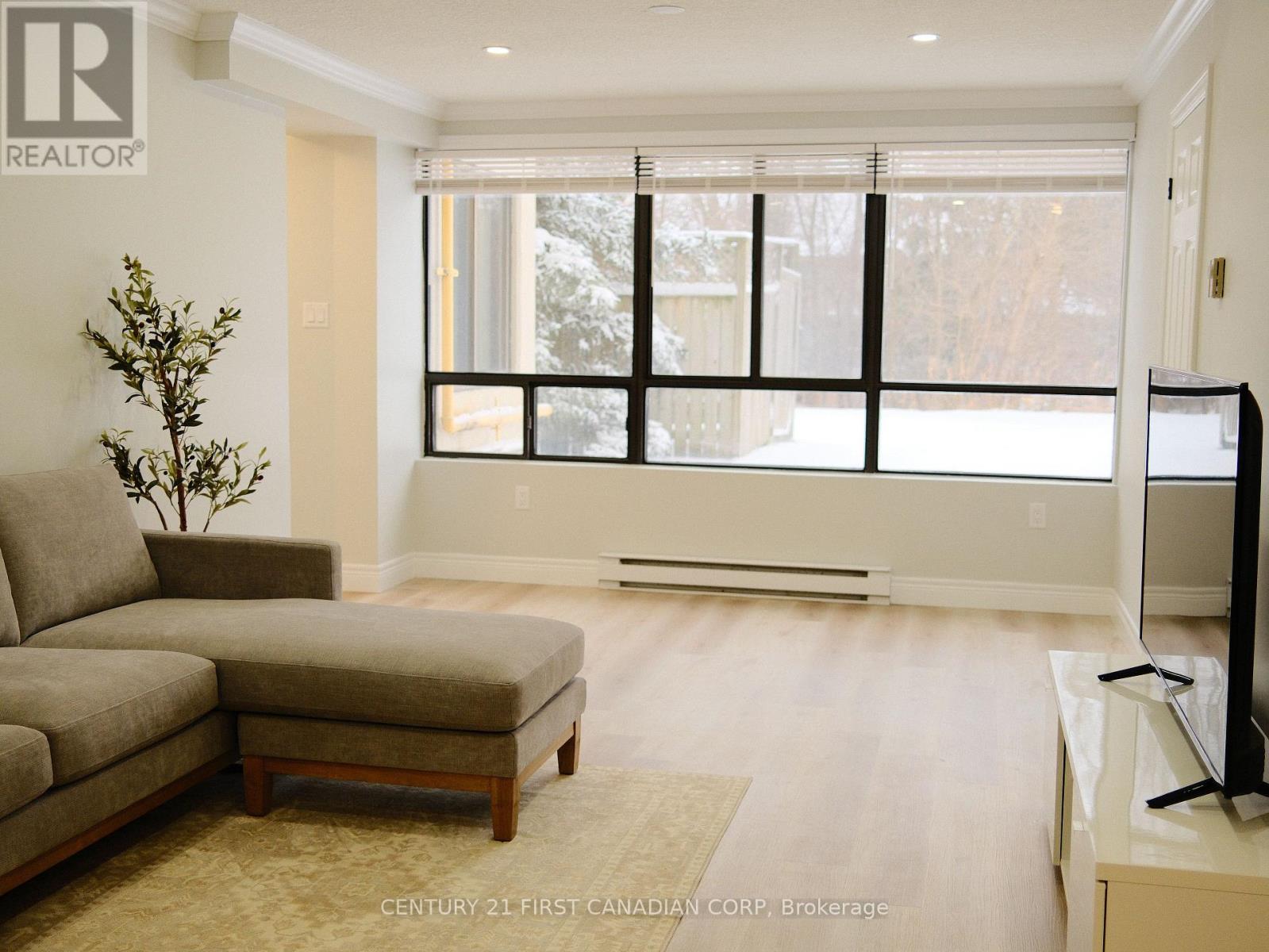 Photo 22 of 43 for 107 - 1600 Adelaide Street N