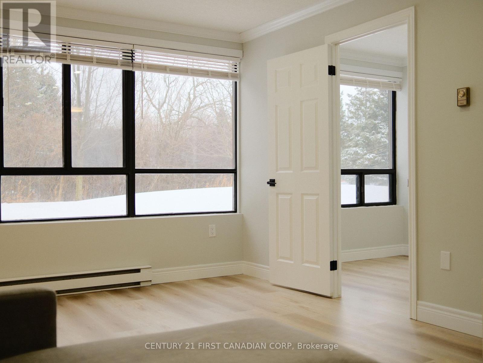 Photo 37 of 43 for 107 - 1600 Adelaide Street N