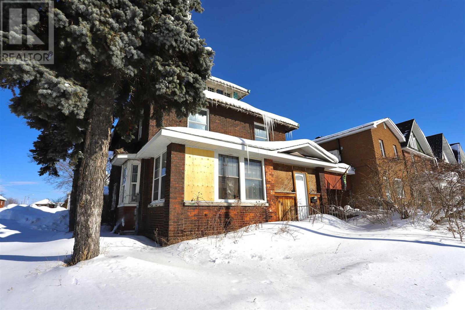 364 Albert St, Sault Ste. Marie, Ontario  P6A 1B7 - Photo 5 - SM260228
