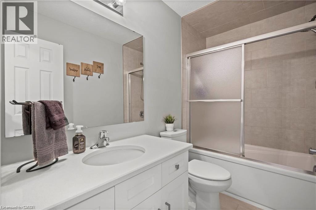 107 Westra Drive Unit# 27, Guelph, Ontario  N1K 0B9 - Photo 26 - 40807704