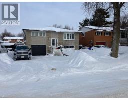 212 HOLBORN Drive Unit# A, kitchener, Ontario