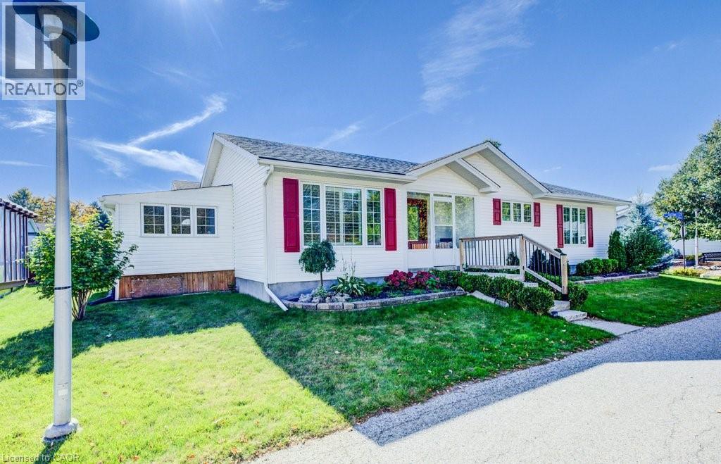 128 Wesley Crescent, Waterloo, Ontario  N2J 4G8 - Photo 4 - 40776689