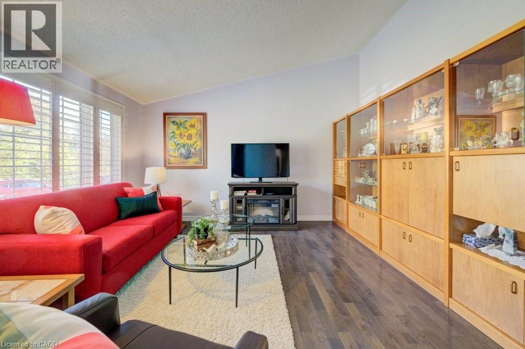 128 Wesley Crescent, Waterloo, Ontario  N2J 4G8 - Photo 9 - 40776689