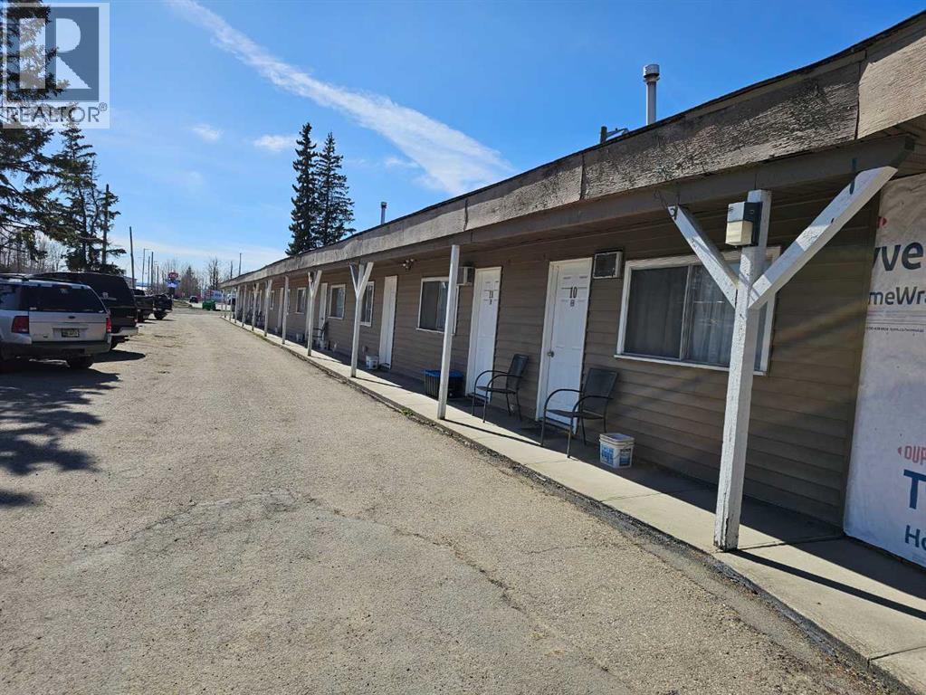 506 Main Avenue W, Sundre, Alberta T0M 1X0 - Photo 2 - A2220858