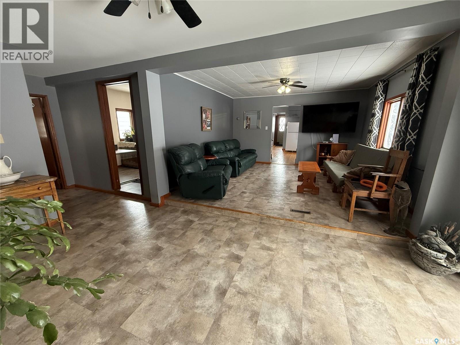 . Railway Avenue, Gladmar, Saskatchewan  S0C 1A0 - Photo 19 - SK029098