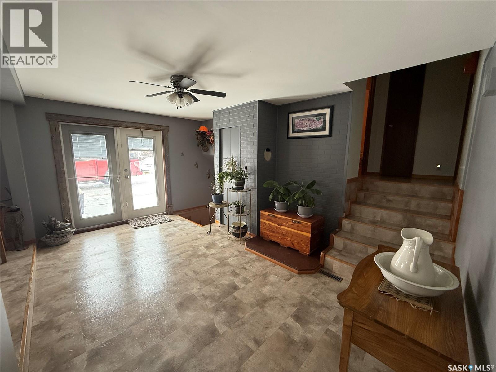 . Railway Avenue, Gladmar, Saskatchewan  S0C 1A0 - Photo 24 - SK029098