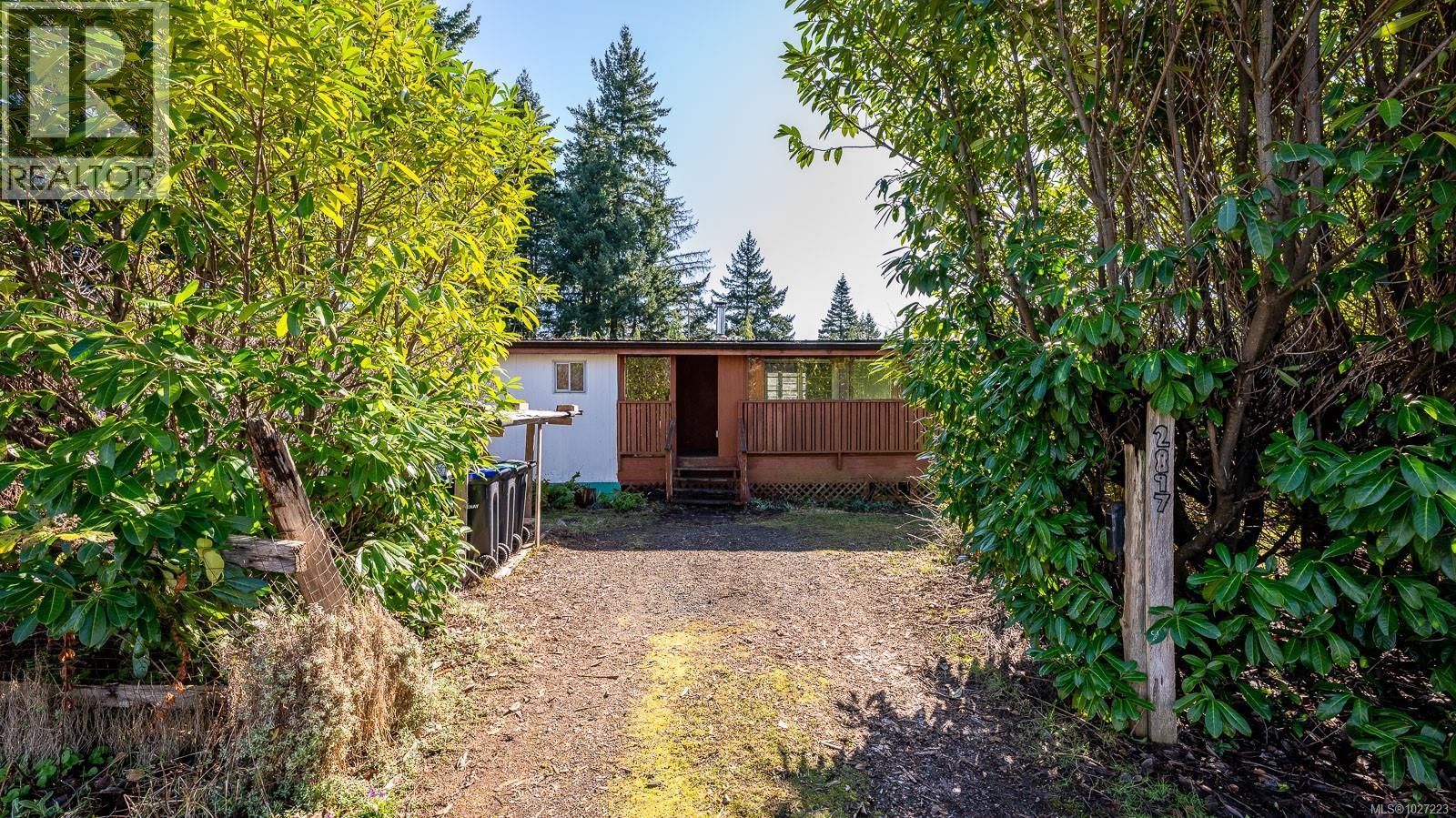 2897 Poplar Dr, Courtenay, British Columbia  V9N 6A9 - Photo 3 - 1027223