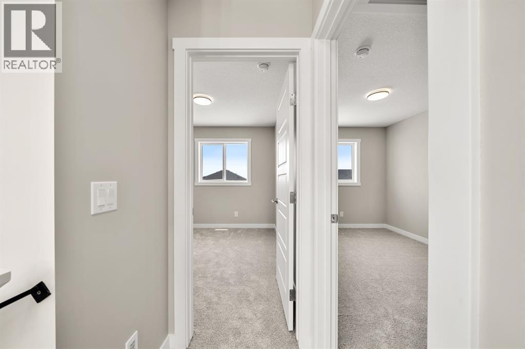 122 Sora Gardens Se, Calgary, Alberta  T3S 0V3 - Photo 10 - A2283234