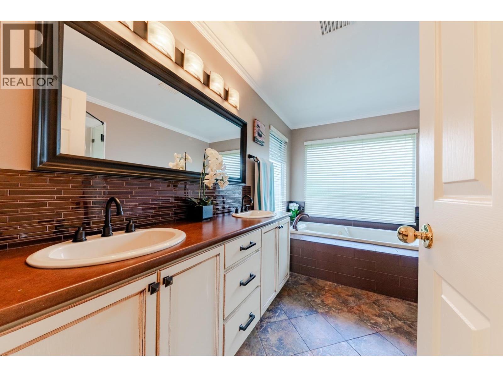 6129 49 Avenue, Delta, British Columbia  V4K 4X2 - Photo 28 - R3093882