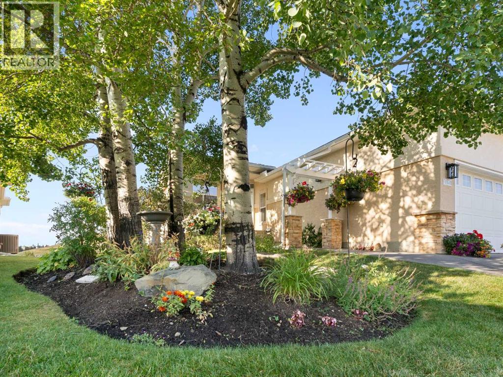 114, 1000 Glenhaven Way, Cochrane, Alberta T4C 1Y9 - Photo 3 - A2287184