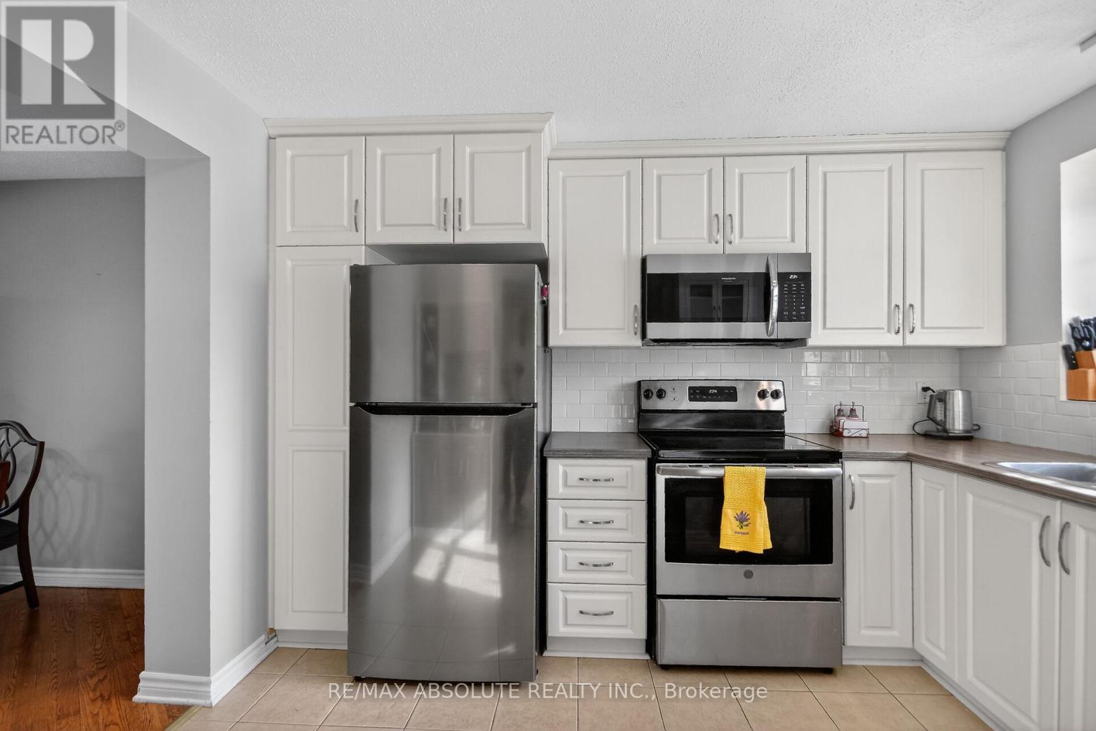 24 Whelan Drive, Ottawa, Ontario  K2J 2J9 - Photo 16 - X12827530