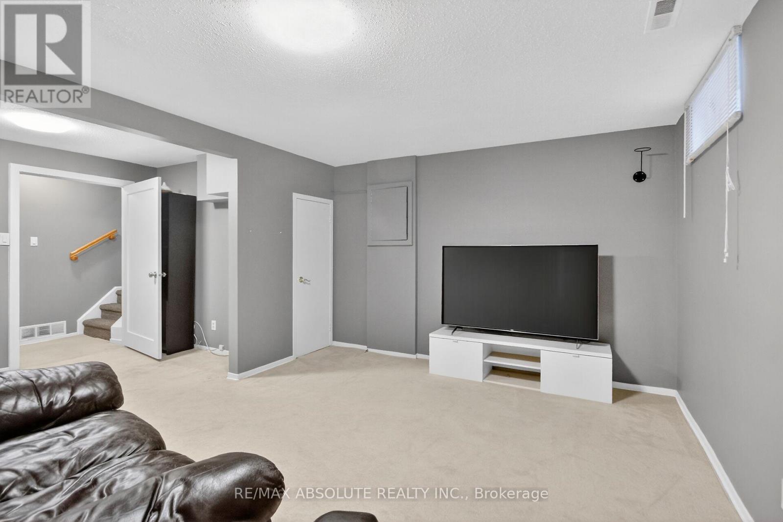 24 Whelan Drive, Ottawa, Ontario  K2J 2J9 - Photo 33 - X12827530