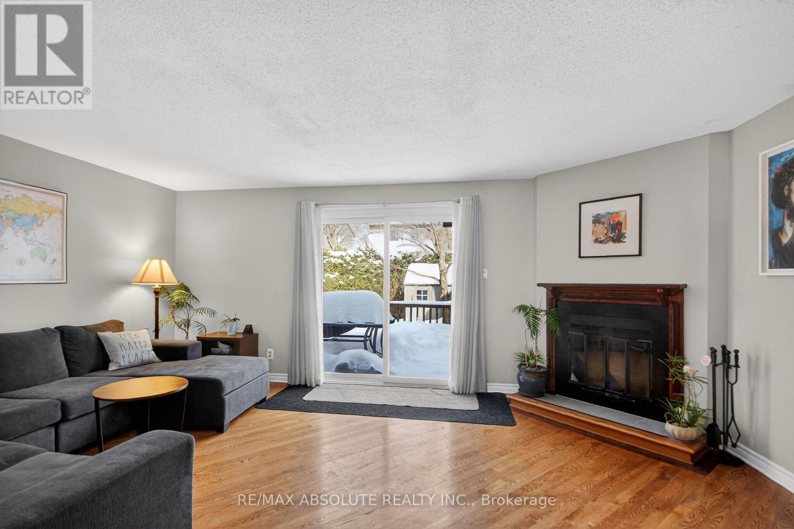 24 Whelan Drive, Ottawa, Ontario  K2J 2J9 - Photo 6 - X12827530