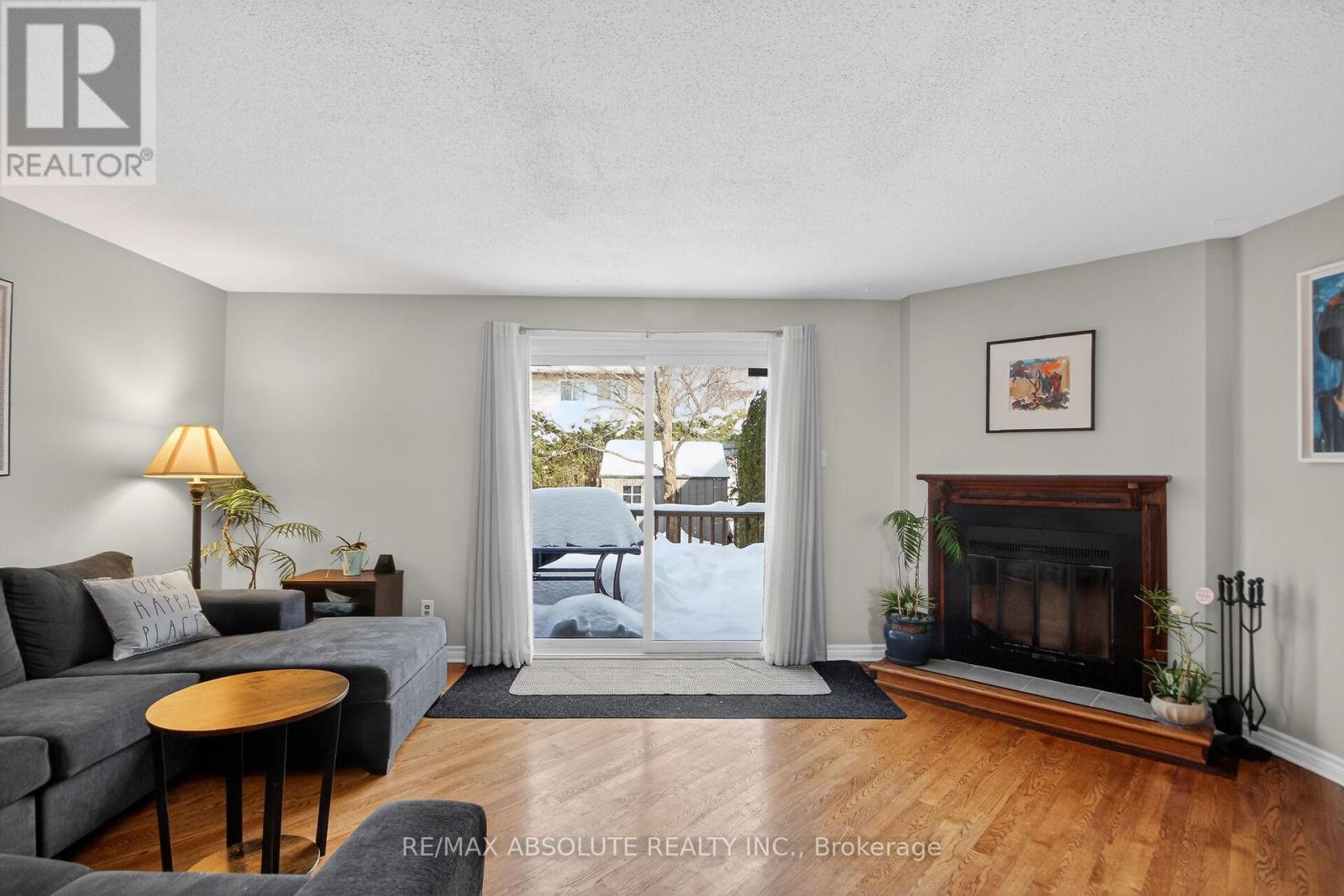 24 Whelan Drive, Ottawa, Ontario  K2J 2J9 - Photo 7 - X12827530