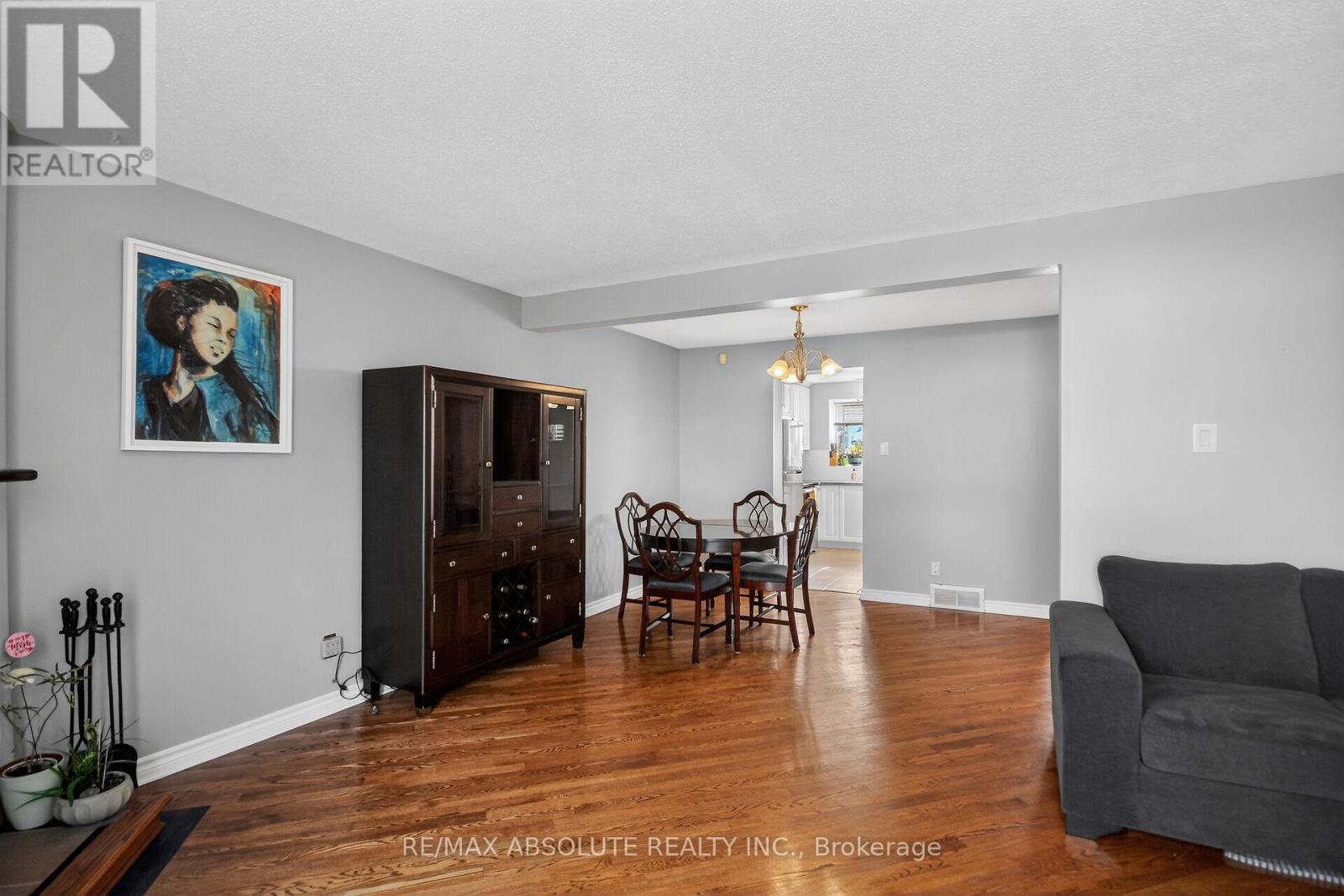 24 Whelan Drive, Ottawa, Ontario  K2J 2J9 - Photo 9 - X12827530