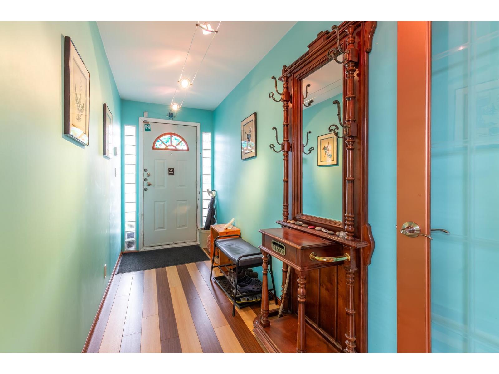 13231 112b Avenue, Surrey, British Columbia  V3R 2H4 - Photo 3 - R3094172