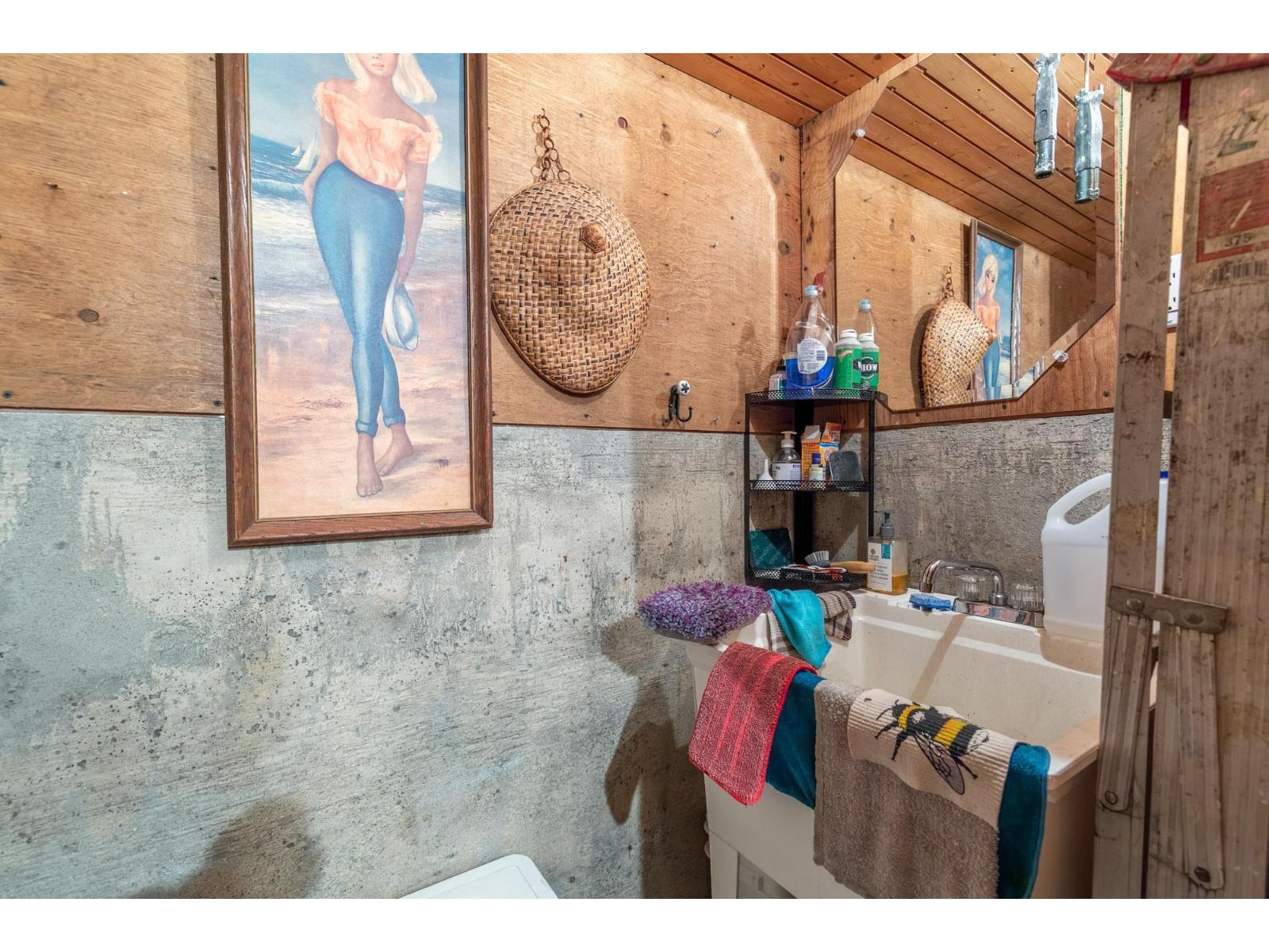 13231 112b Avenue, Surrey, British Columbia  V3R 2H4 - Photo 30 - R3094172