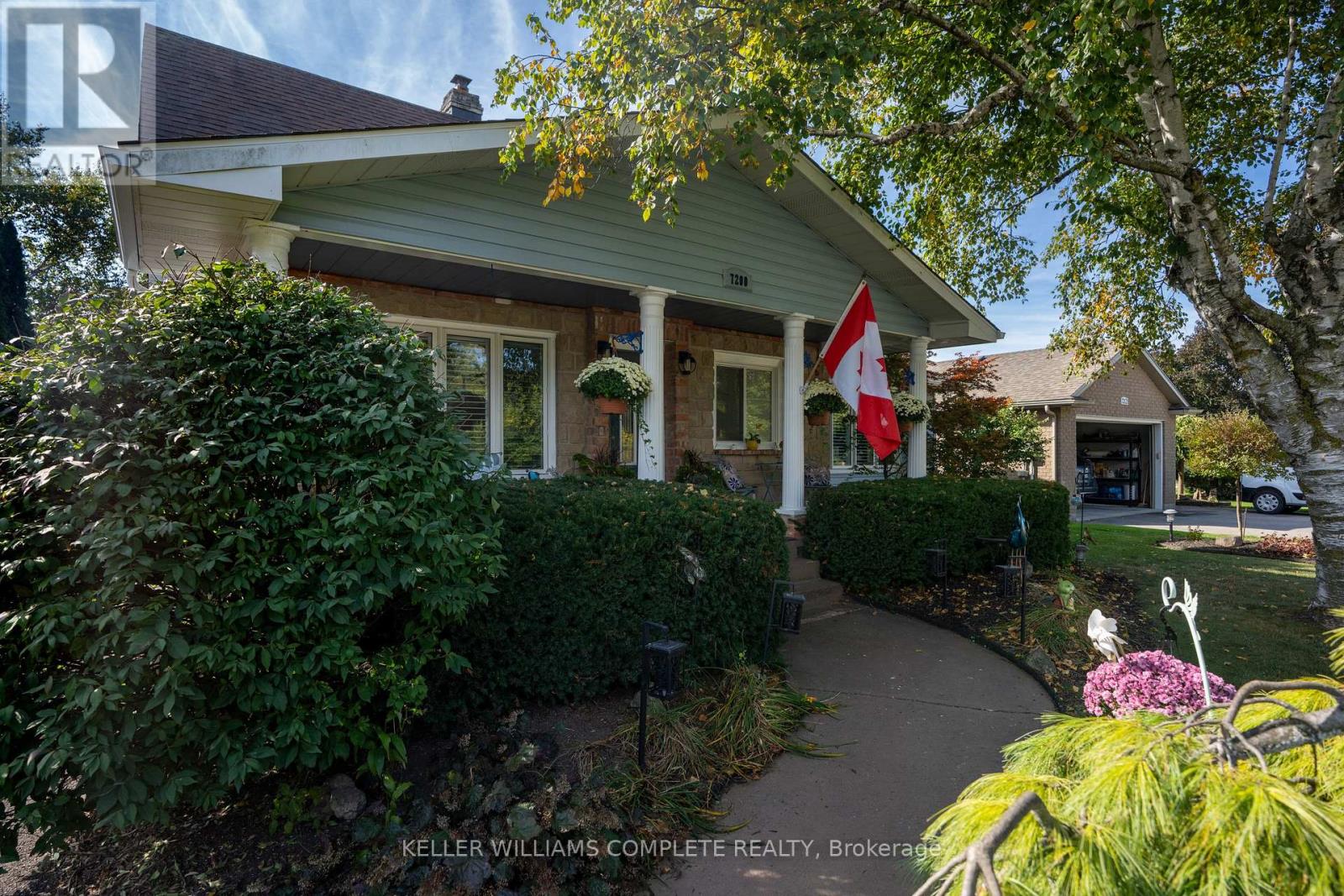 7200 Mountain Road, Niagara Falls, Ontario  L2E 6S4 - Photo 3 - X12827508