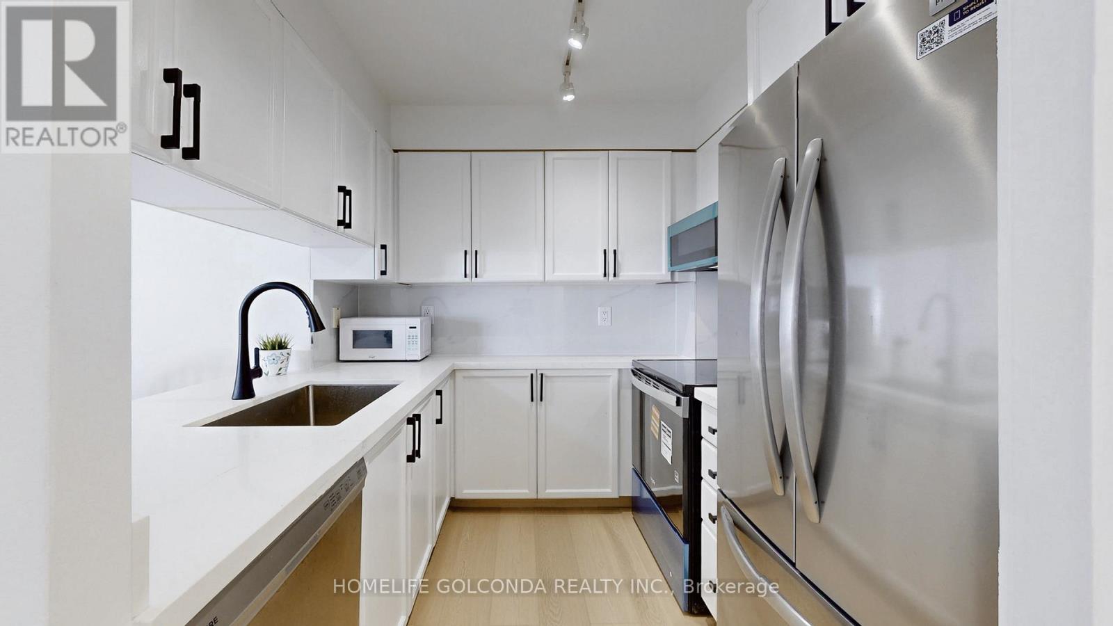 305 - 889 Bay Street, Toronto, Ontario  M5S 3K5 - Photo 17 - C12827514