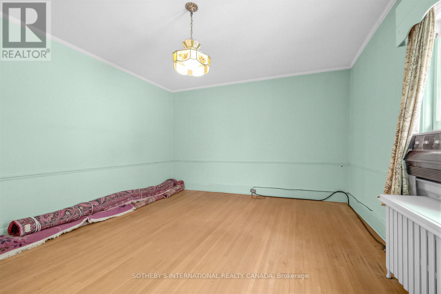 10 Gardiner Road, Toronto, Ontario  M5P 3B3 - Photo 19 - C12827556