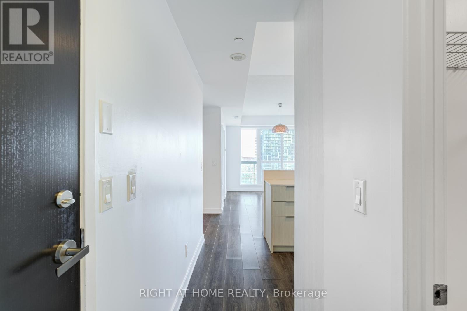 2213 - 55 Regent Park Boulevard, Toronto, Ontario M5A 0C2 - Photo 5 - C12827566