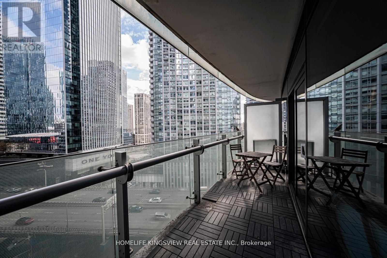 1001 - 12 York Street, Toronto, Ontario  M5J 0A9 - Photo 23 - C12827620