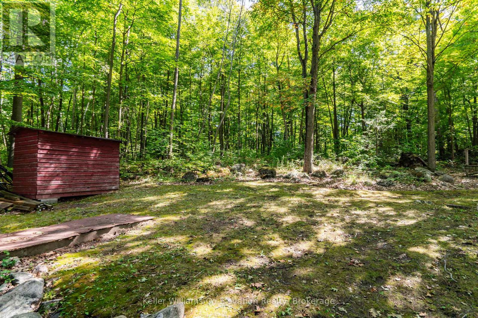 3 Crossingview Lane, Tay, Ontario  L0K 2C0 - Photo 15 - S12441012