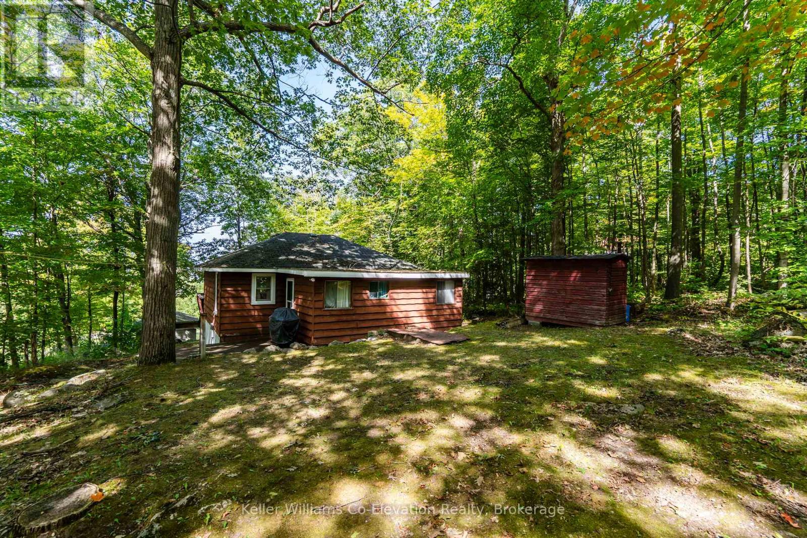 3 Crossingview Lane, Tay, Ontario  L0K 2C0 - Photo 18 - S12441012