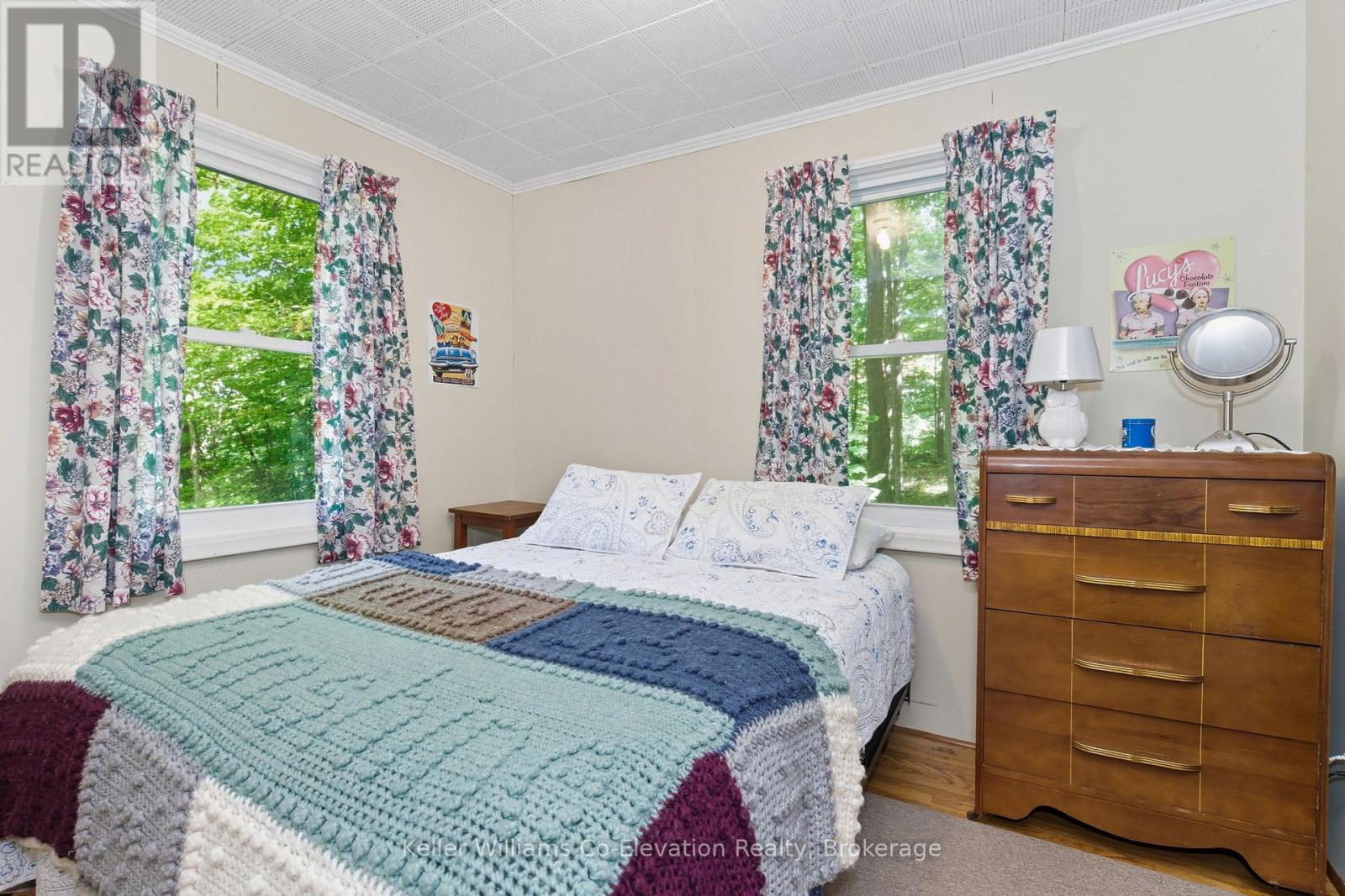 3 Crossingview Lane, Tay, Ontario  L0K 2C0 - Photo 9 - S12441012