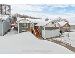 44 BYRNES CRESCENT, Penetanguishene, Ontario