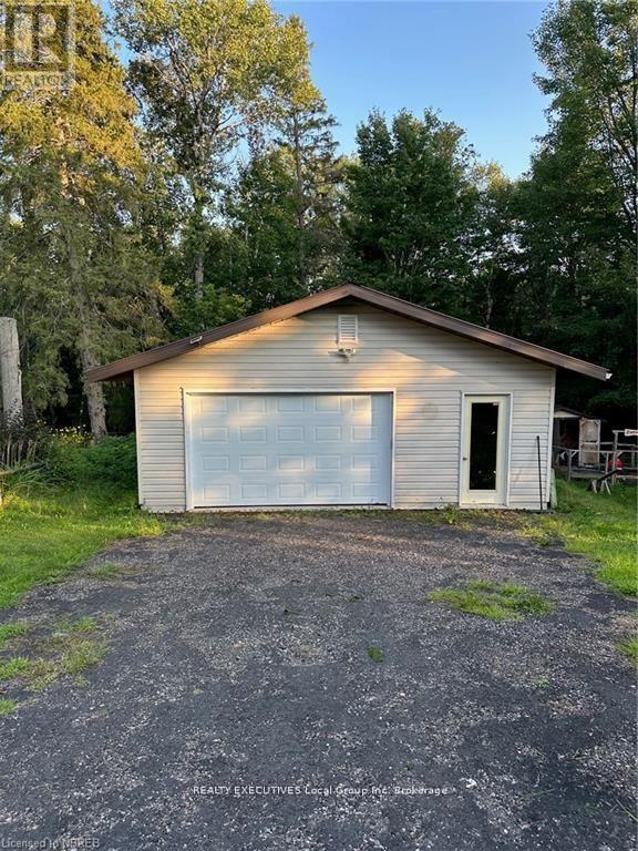 1372 Village Road, East Ferris (Astorville), Ontario  P0H 1B0 - Photo 31 - X12826618