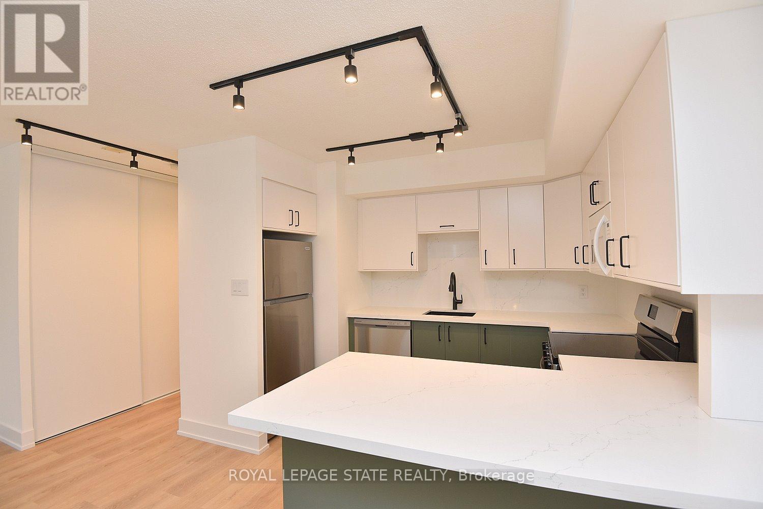 519 - 25 The Esplanade, Toronto, Ontario  M5E 1W5 - Photo 11 - C12824642