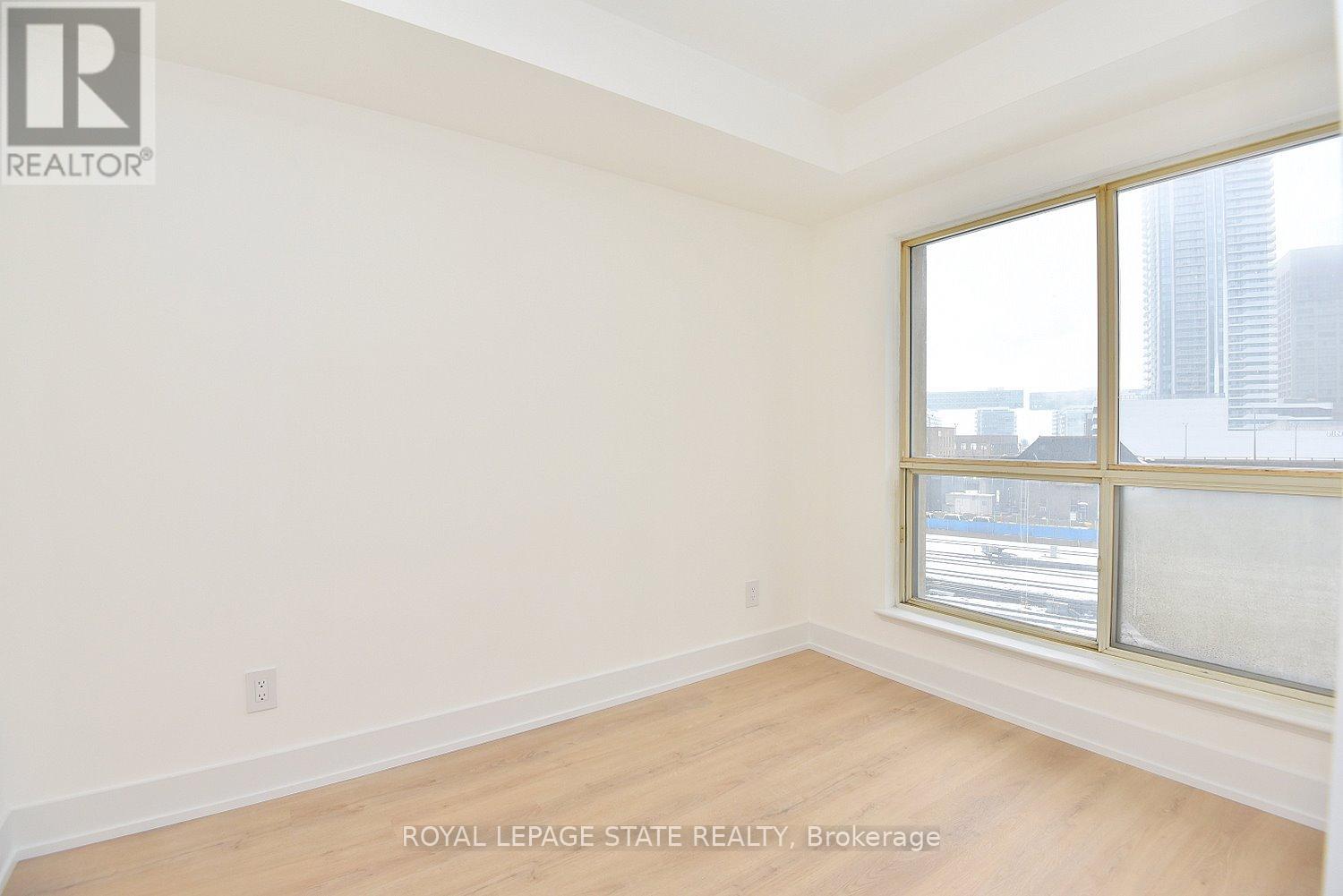 519 - 25 The Esplanade, Toronto, Ontario  M5E 1W5 - Photo 18 - C12824642