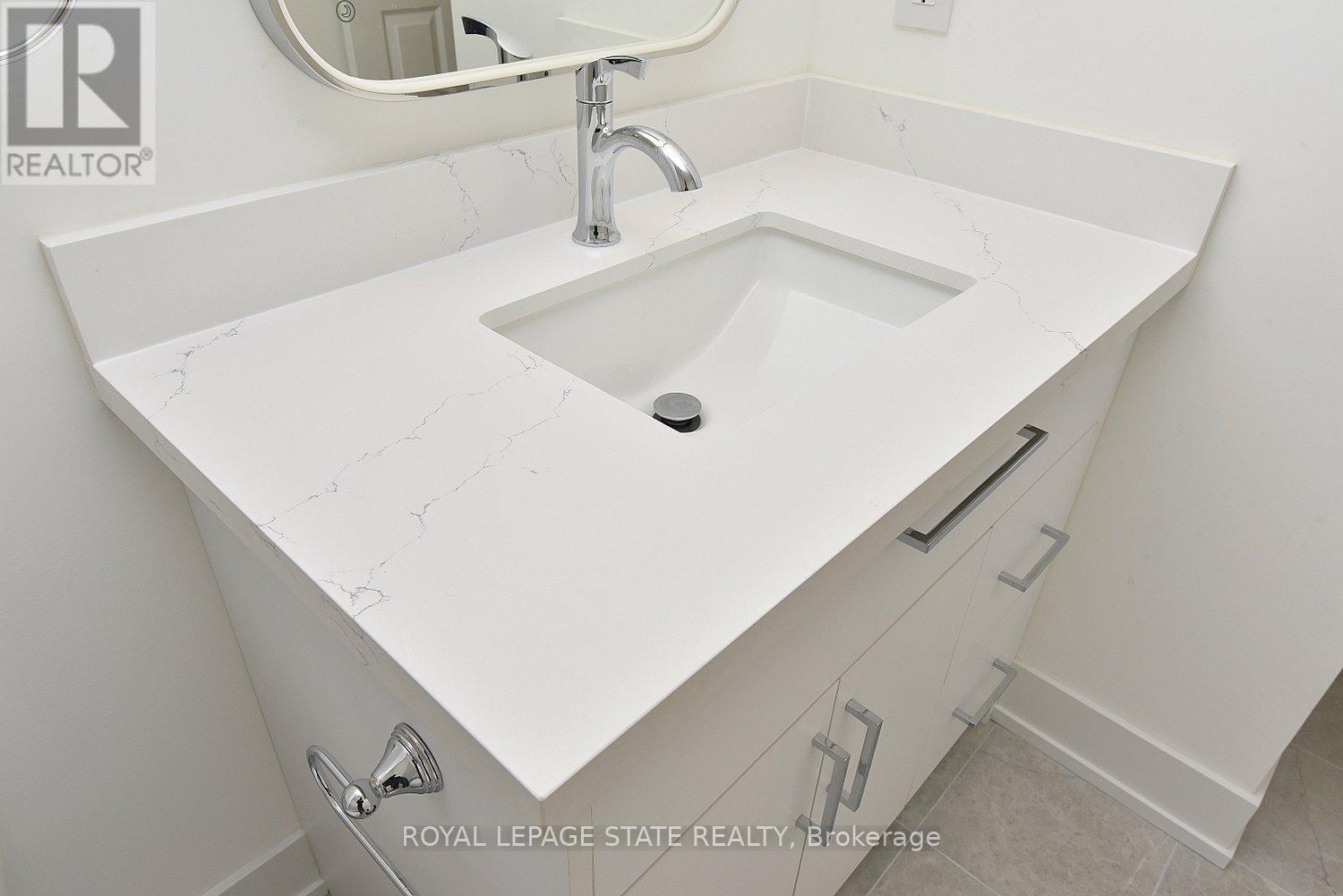 519 - 25 The Esplanade, Toronto, Ontario  M5E 1W5 - Photo 23 - C12824642