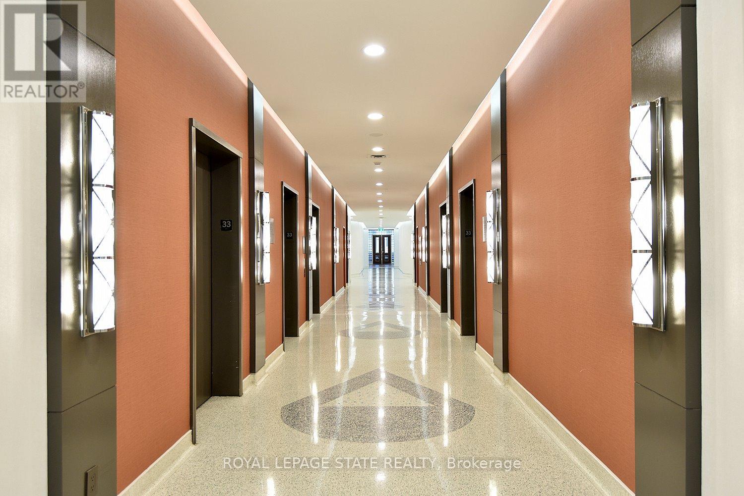 519 - 25 The Esplanade, Toronto, Ontario  M5E 1W5 - Photo 3 - C12824642