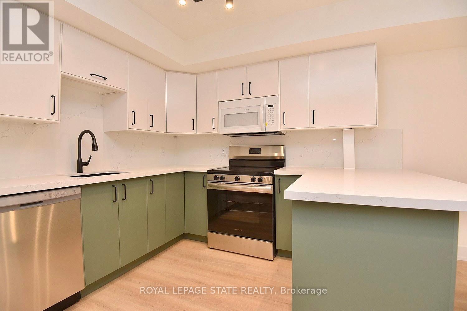 519 - 25 The Esplanade, Toronto, Ontario  M5E 1W5 - Photo 5 - C12824642