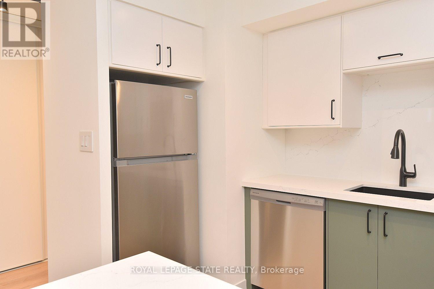 519 - 25 The Esplanade, Toronto, Ontario  M5E 1W5 - Photo 9 - C12824642