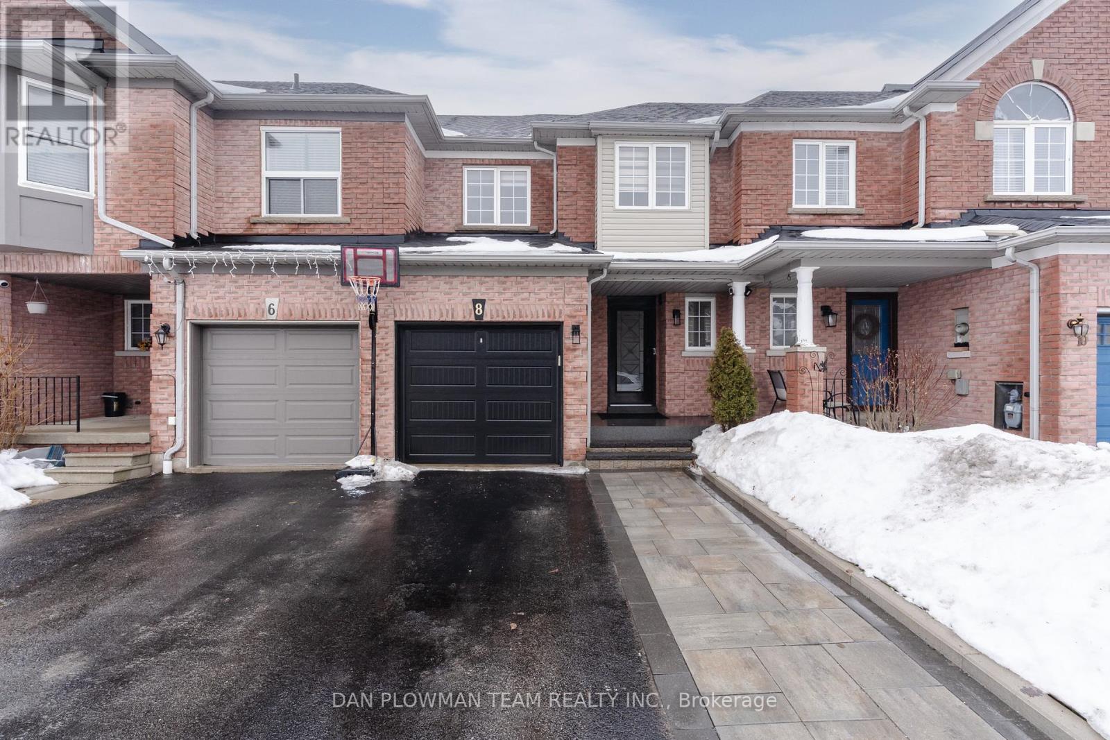 8 Oglevie Drive, Whitby, Ontario  L1R 2Y4 - Photo 10 - E12798968