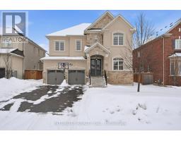 15 COASTAL TRAIL, King, Ontario